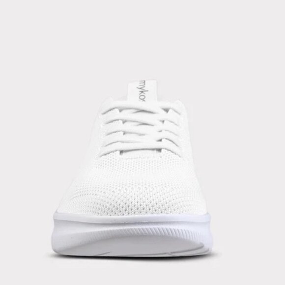 MYKOS  MEN'S" WILSON" WHITE/NAVY SOFT FOLD DOWN  HEEL SNEAKER.  Style: MM2503 - Picture 3 of 5